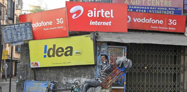 Jio, Airtel और Vodafone idea को सरकार की तरफ से मिली बड़ी राहत, जानें क्या है पूरा मामला 93 lakh mobile users left Reliance Jio network airtel base increased in january 2022 TRAI Report