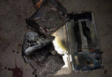 ऑनलाईन क्लास के दौरान स्मार्टफोन में हुआ भयंकर विस्फोट! 5वीं कक्षा में पढ़ने वाले 11 साल के बच्चे की हुई मौत 11 year old Schoolboy dies phone explodes during online class while plugged in charging mobile blast