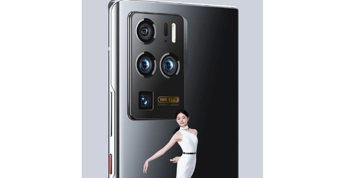 https://static.hub.91mobiles.com/multisite/wp-content/uploads/sites/7/2021/11/ZTE-Phone-18gb-ram-1tb-storage.png