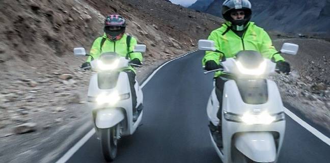 लॉन्च से पहले सड़कों पर दिखा TVS का नया Electric Scooter, जल्द करेगा धमाकेदार एंट्री