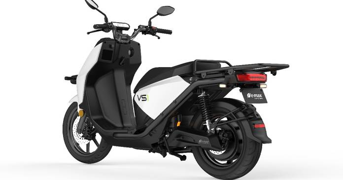 https://static.hub.91mobiles.com/multisite/wp-content/uploads/sites/7/2021/12/Vmoto-Electric-Scooter-.jpg