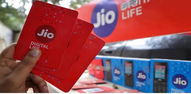 पूरे साल चलने वाला Jio का सबसे सस्ता Recharge, फ्री मिलेगा ढेर सारा डाटा और कॉलिंग Jio best Disney Plus Hotstar recharge plan free calling data sms