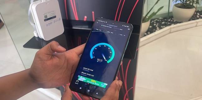 Airtel 5G Speed Test Live: मिलने लगा Airtel 5G, रॉकेट की स्पीड के साथ कुछ ही देर में खत्म हो रहा डाटा airtel 5g launch next month 300mbps speed-counter reliance jio
