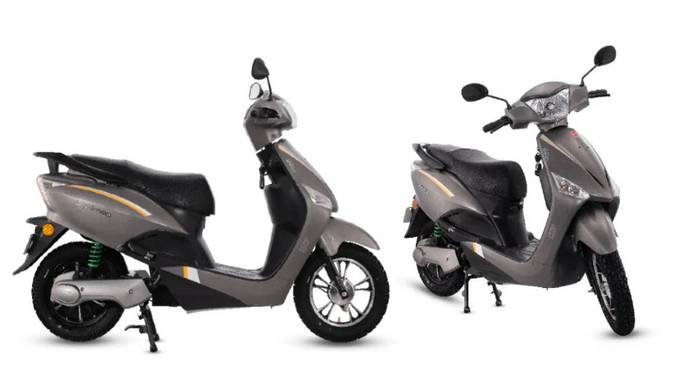 https://static.hub.91mobiles.com/multisite/wp-content/uploads/sites/7/2022/04/2022-hero-optima-electric-scooter-.jpg