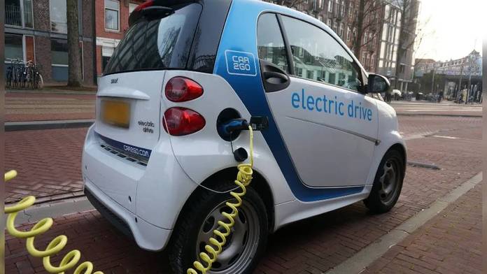 https://static.hub.91mobiles.com/multisite/wp-content/uploads/sites/7/2022/04/Electric-Ev-loan.jpg