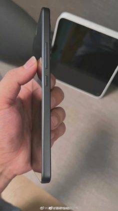 Xiaomi 12 Lite live images leaked design and specifications