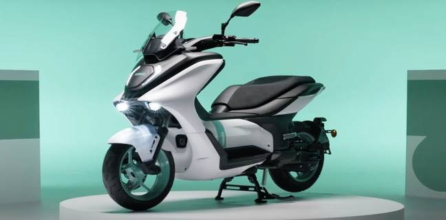 यामाहा ने धाकड़ लुक वाले इलेक्ट्रिक स्कूटर Yamaha E01 और Yamaha NEO से उठाया पर्दा