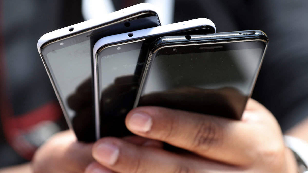 ये हैं भारत के सबसे सस्ते 4G स्मार्टफोन, कम कीमत दमदार फीचर्स वाले ...