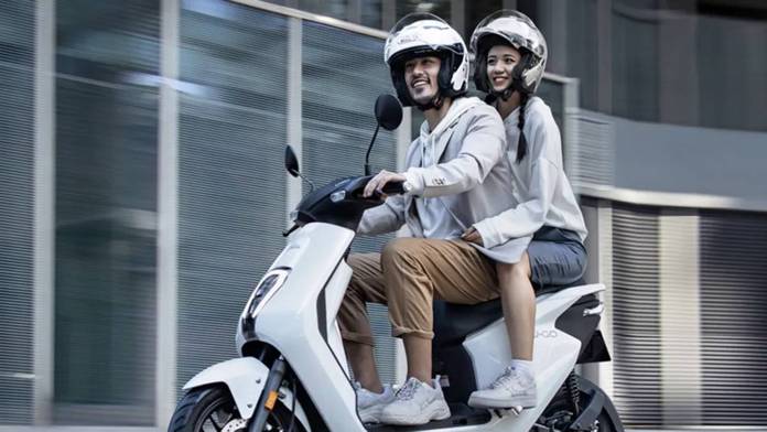 https://static.hub.91mobiles.com/multisite/wp-content/uploads/sites/7/2022/06/honda-electric-scooter-u-go.jpg