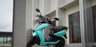 Ather इलेक्ट्रिक स्कूटर में लगी आग, कंपनी ने दी ये सफाई 146km range electric scooter Ather 450X Gen 3 launched in India know price sale booking