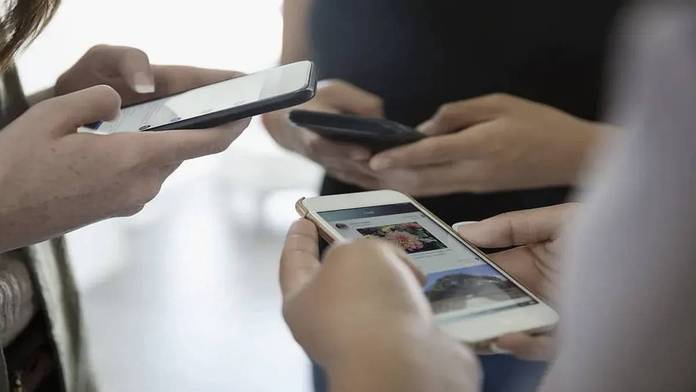 https://static.hub.91mobiles.com/multisite/wp-content/uploads/sites/7/2022/09/Chieses-phone.jpg
