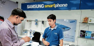 mobile discount offer on Samsung Galaxy M53 5G F42 5G F23 and M21 2021 smartphone