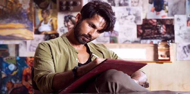 Shahid Kapoor की ‘Farzi’ रिलीज डेट को लेकर सामने आई रिपोर्ट Farzi Trailer out now where to watch Web Series and release date
