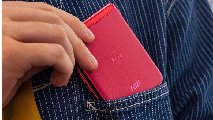 https://static.hub.91mobiles.com/multisite/wp-content/uploads/sites/7/2023/06/Moto-Razr-40-Series-launch-time-price-and-specifications-know-everything-here.jpg
