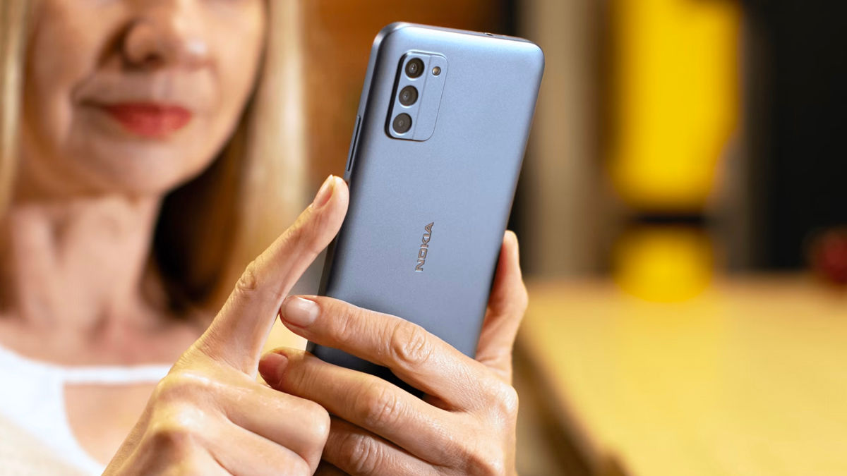 low budget smartphone Nokia C300 launched know price specifications details in hindi
