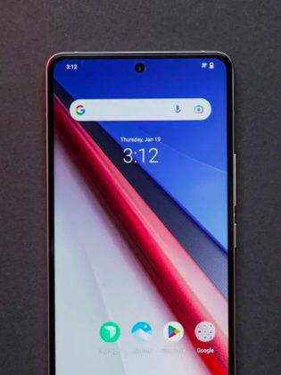 cropped-iQOO-11-Display-2.jpg?tr=q-70