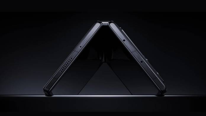https://static.hub.91mobiles.com/multisite/wp-content/uploads/sites/7/2024/07/xiaomi-mix-fold-4-xiaomi-mix-flip-china-launch-july-teased.jpg