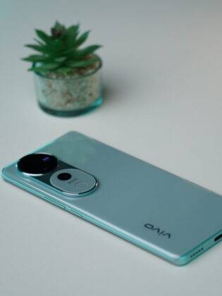cropped-Vivo-V40-Pro-new-1.jpg?tr=q-70