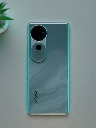 cropped-vivo-v40pro.jpg?tr=q-70