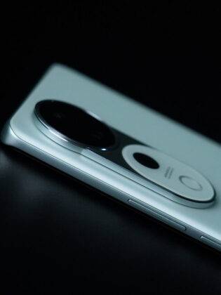 cropped-Vivo-T3-Ultra-5G-rear-camera-new.jpg?tr=q-70
