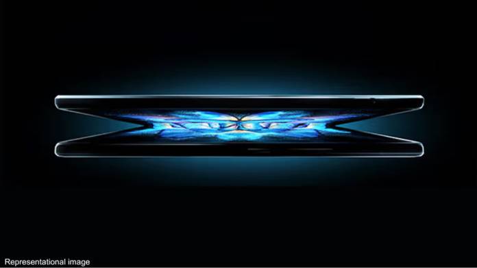 https://static.hub.91mobiles.com/multisite/wp-content/uploads/sites/7/2025/04/vivo-foldable-with-detachable-screen-patent-details.jpg