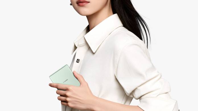 https://static.hub.91mobiles.com/multisite/wp-content/uploads/sites/7/2025/06/xiaomi-mix-flip-2-launched-in-china-price-spec.jpg