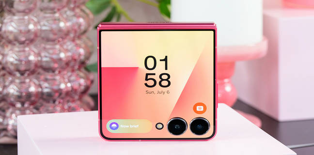 Samsung Galaxy Z Flip7 5G फोन इंडिया में लॉन्च, दिखने में क्यूट और परफॉर्मेंस में कमाल