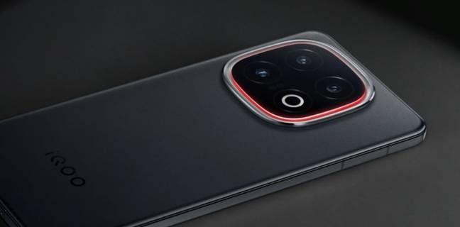 Dimensity 9500 प्रोसेसर और 7000mAh बैटरी के साथ लॉन्च हो सकता है iQOO 15 Mini, लीक हुई डिटेल्स