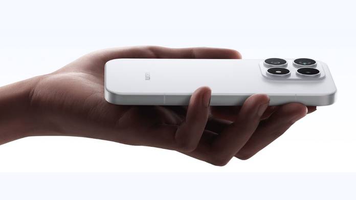 https://static.hub.91mobiles.com/multisite/wp-content/uploads/sites/7/2025/09/Xiaomi-17-launched-in-China-Price-and-specs.jpg