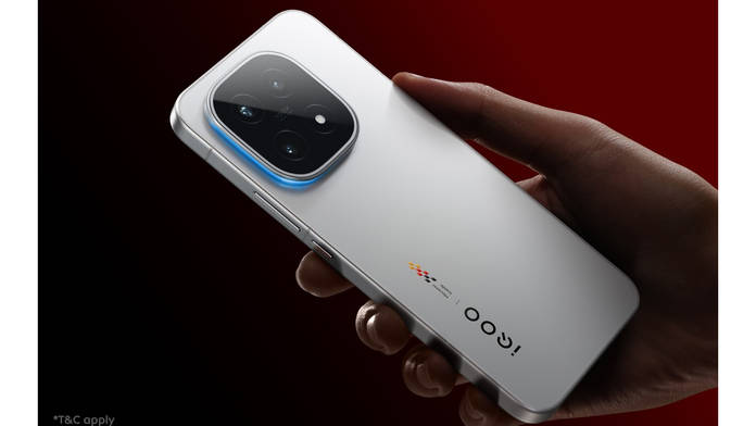 https://static.hub.91mobiles.com/multisite/wp-content/uploads/sites/7/2025/11/iQOO-15-price.jpg