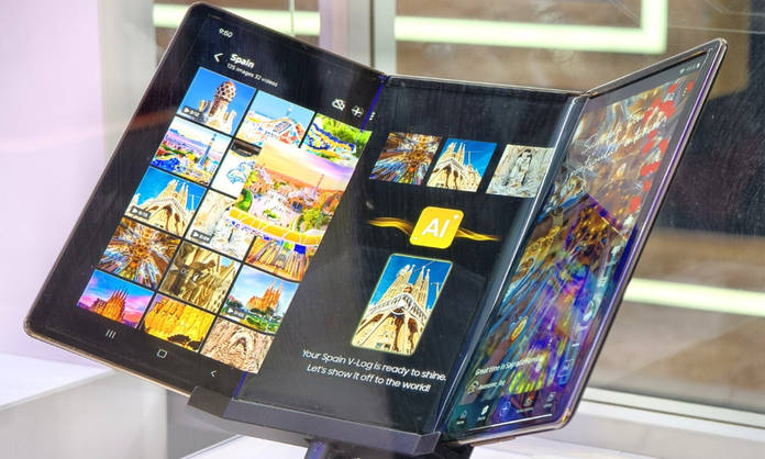 https://static.hub.91mobiles.com/multisite/wp-content/uploads/sites/7/2025/11/samsung-galaxy-z-trifold.jpg