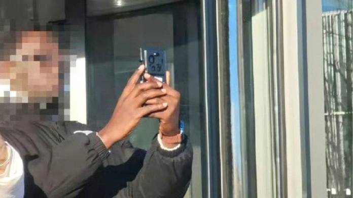 https://static.hub.91mobiles.com/multisite/wp-content/uploads/sites/7/2025/12/xiaomi-17-ultra-spy-shots-leak.jpg