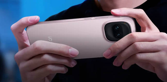 iQOO 15T लीक: 8000mAh बैटरी, 200MP कैमरा और 144Hz 2K डिस्प्ले के साथ आ सकता है फोन