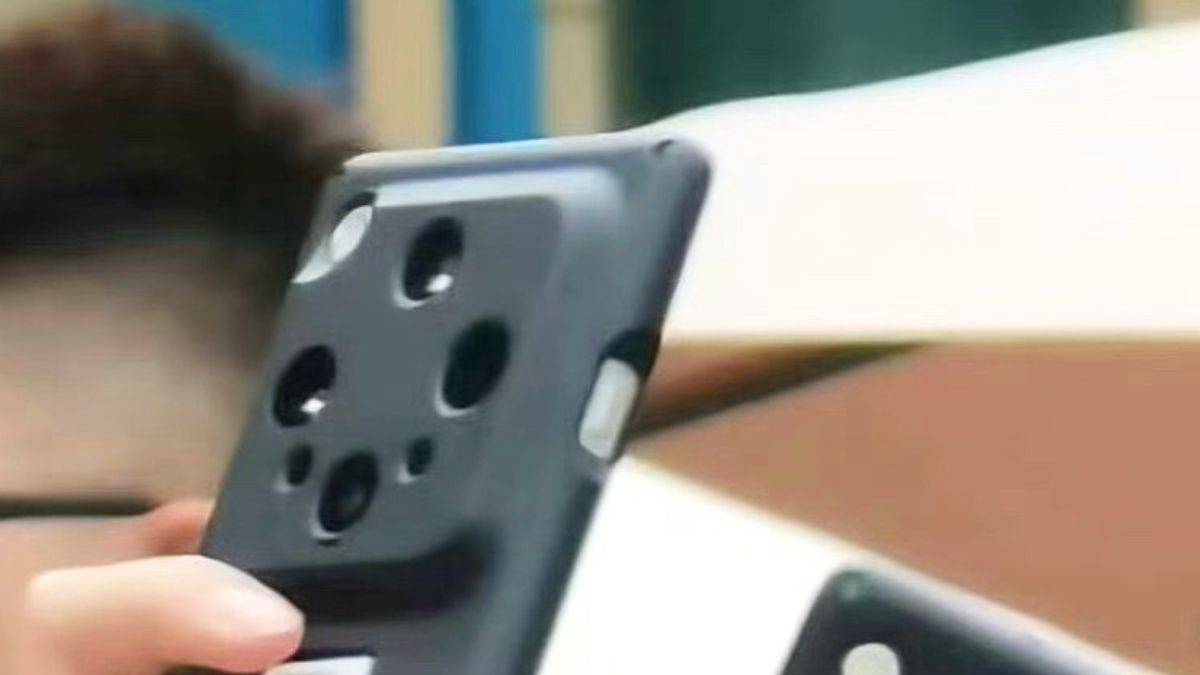 Oppo Find X9 Ultra की रियल इमेज लीक, 200MP कैमरा और Snapdragon 8 Elite Gen 5 के साथ होगा लॉन्च