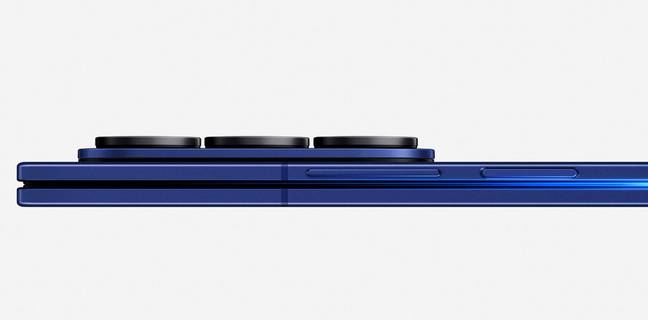 Samsung Galaxy Z Fold 8 लीक: 200MP कैमरा, पतला डिजाइन और पावरफुल चिपसेट के साथ हो सकता है लॉन्च samsung-galaxy-z-fold8-leak-200mp-camera-thin-design-powerful-chipset