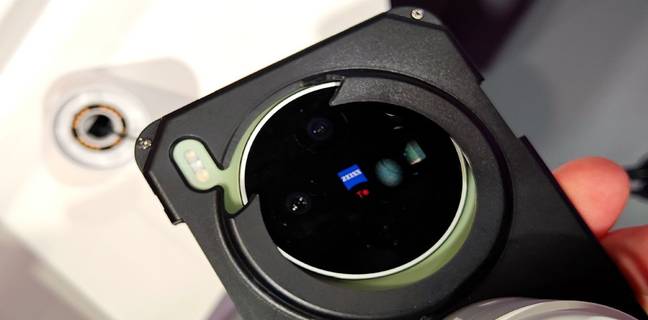 vivo-x300-max-spotted-images-leaked-200mp-camera-7000mah-battery