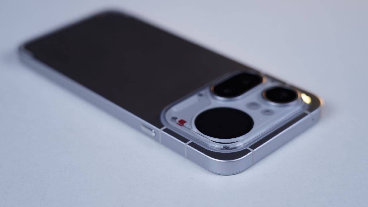 nothing-phone-4a-pro-review-in-hindi