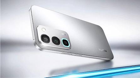 8000mAh बैटरी के साथ लॉन्च हुआ Realme का नया 5G फोन, इसमें है 50MP डुअल कैमरा