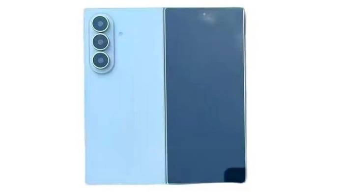 https://static.hub.91mobiles.com/multisite/wp-content/uploads/sites/7/2026/06/samsung-galaxy-z-fold-8-ultra-wide-fold-design-leak.jpg