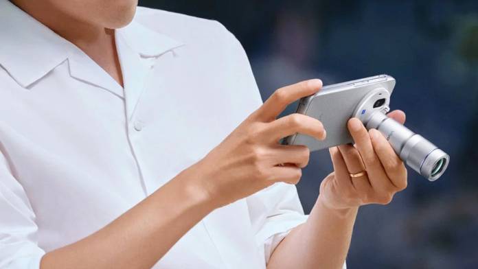 https://static.hub.91mobiles.com/multisite/wp-content/uploads/sites/7/2026/06/vivo-x-fold-6-200mp-camera-200mm-zoom-zeiss-teleconverter-confirmed.jpg