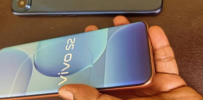 Vivo S2 के लॉन्च से पहले डिजाइन हुआ लीक, डमी यूनिट्स में दिखा नया लुक, जल्द होगी एंट्री vivo-s2-design-leaked-before-launch-dummy-units-surface