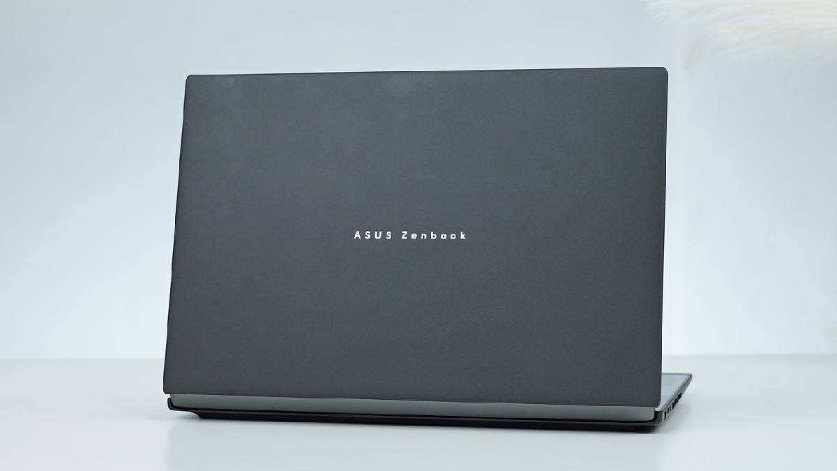 asus-zenbook-duo-ux8407aa-review-in-hindi
