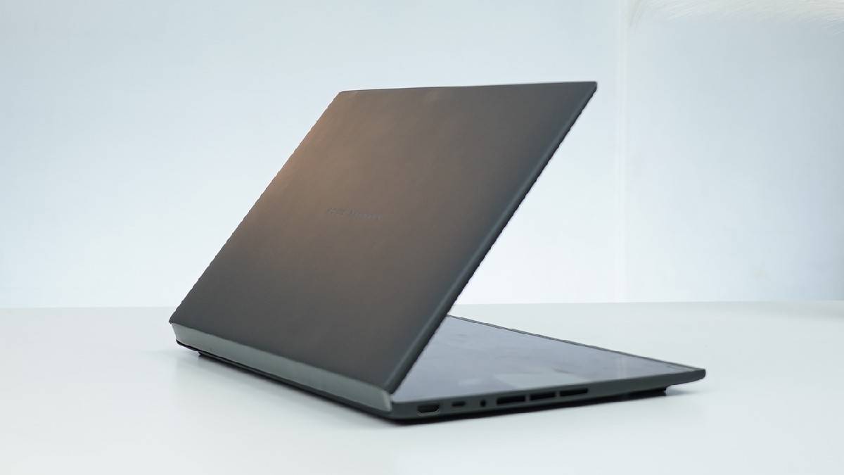 asus-zenbook-duo-ux8407aa-review-in-hindi