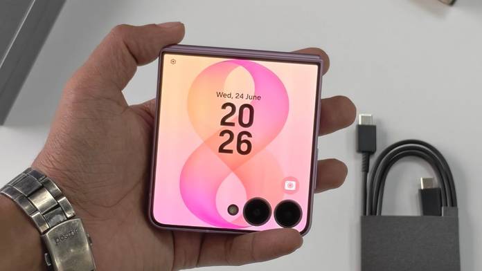 https://static.hub.91mobiles.com/multisite/wp-content/uploads/sites/7/2026/08/Samsung-Galaxy-Z-flip8-1.jpg