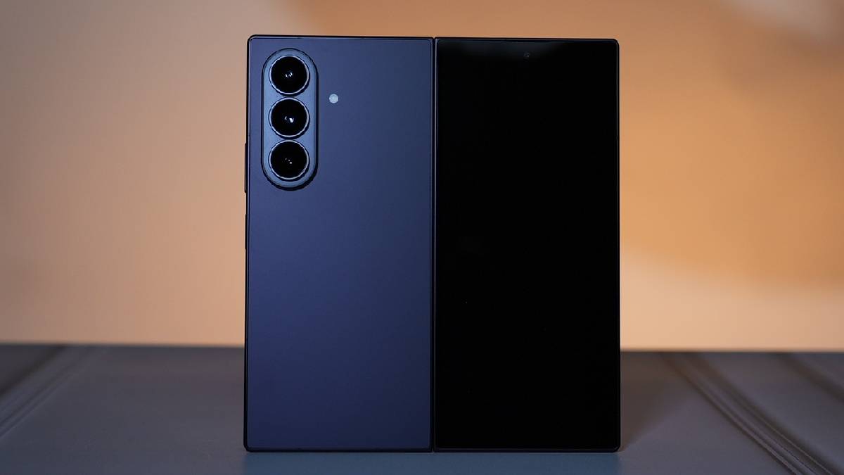 samsung-galaxy-z-fold-8-ultra-review-in-hindi