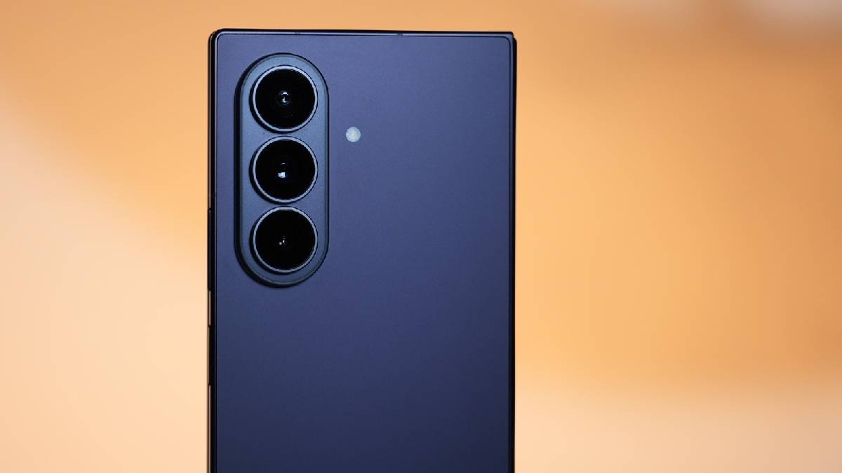 samsung-galaxy-z-fold-8-ultra-review-in-hindi