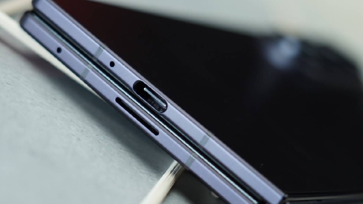 samsung-galaxy-z-fold-8-ultra-review-in-hindi