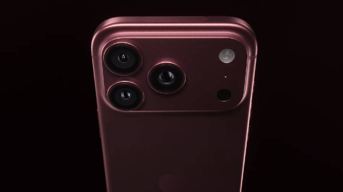 iPhone 18 Pro की बढ़ी मुश्किलें! 1,500 यूनिट बदलीं, 50 का रिफंड, Burgundy मॉडल में कैमरा को लेकर भी शिकायत