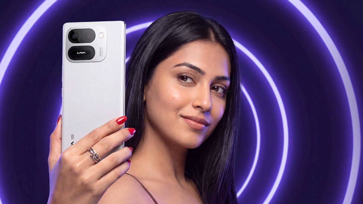 6,000mAh बैटरी और रियर मिनी डिस्प्ले के साथ आ रहा Lava Aura Curve, वेबसाइट पर फीचर्स कंफर्म