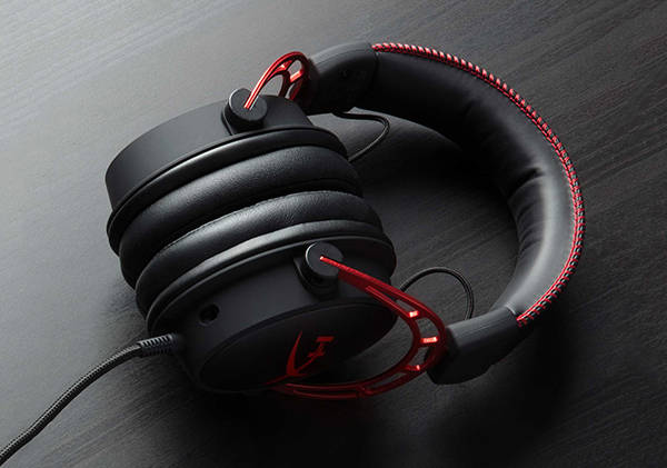 hyperx cloud alpha gaming headphones